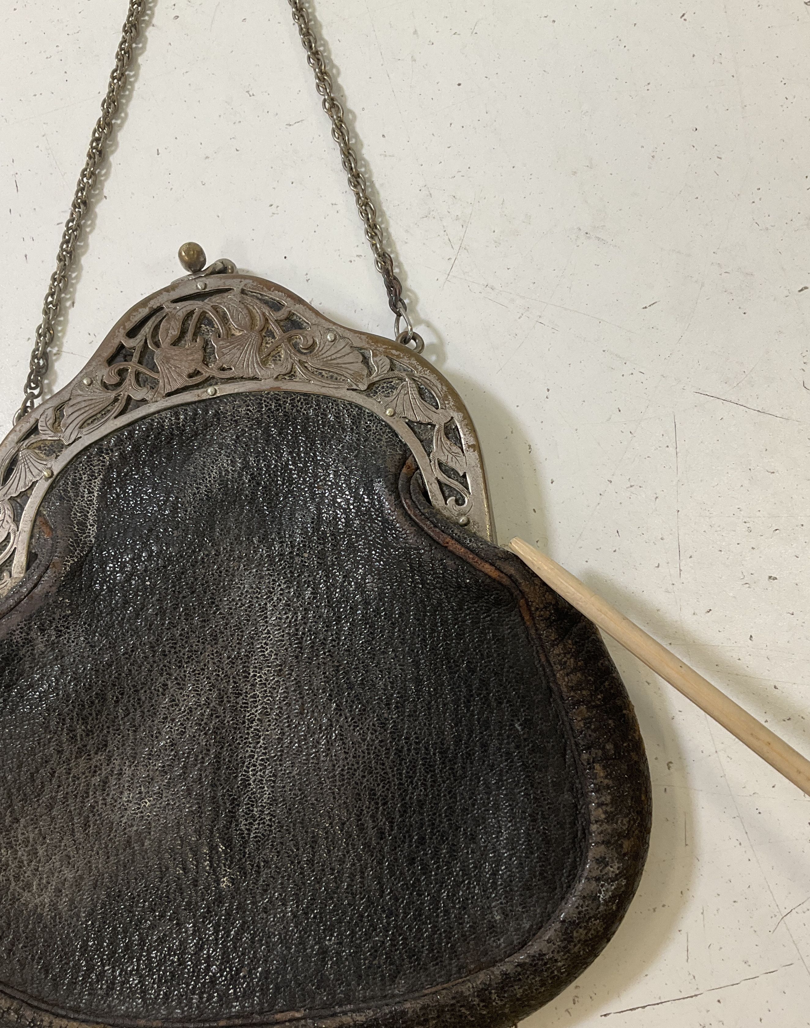 Antique Art Nouveau Repousse Frame Black Leather Kiss Lock Purse Handbag