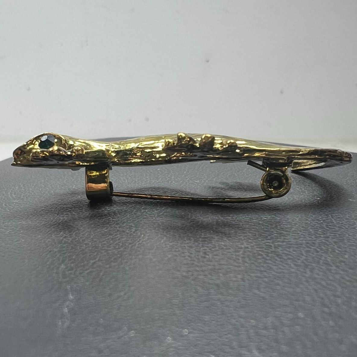 Vintage Gold Tone Lizard Brooch with Green Eyes 2"