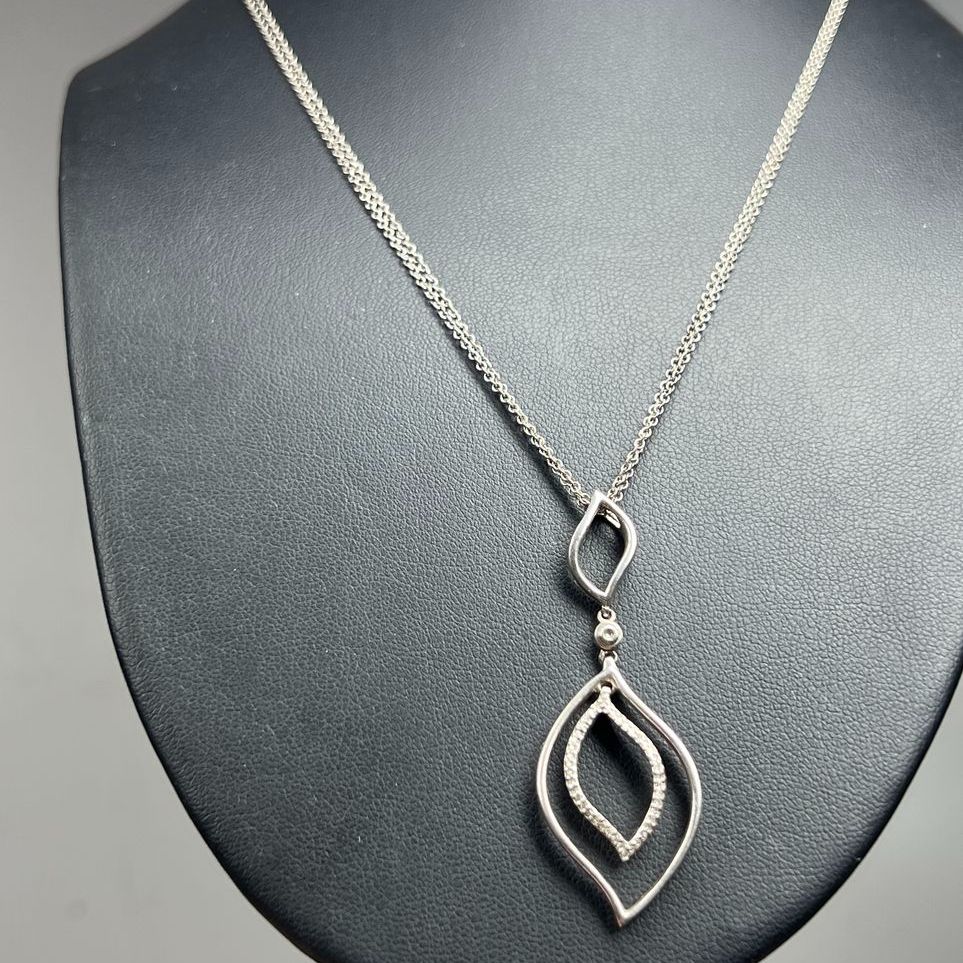 M 925 Sterling Silver Leaf Gemstone Pendant Necklace 6.06g