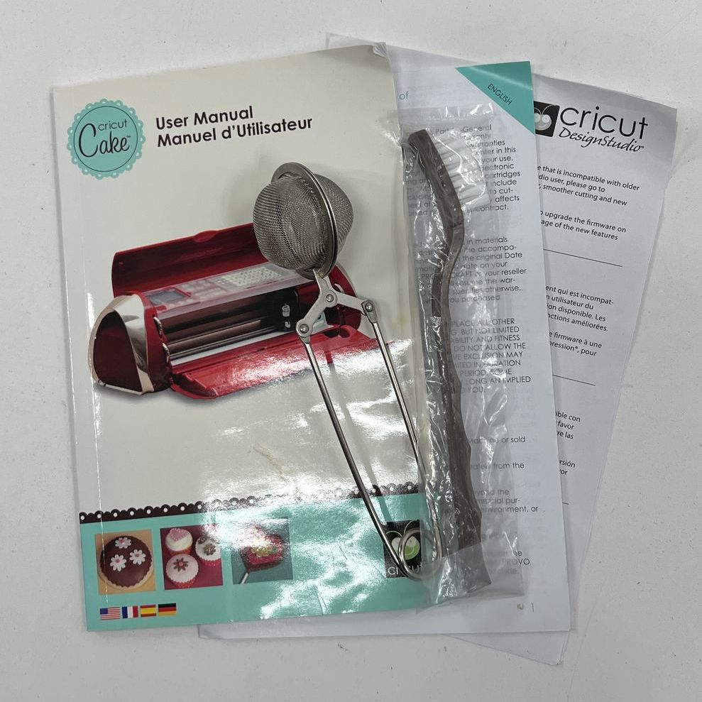 Circuit Cake Personal Electronic Frosting Designs Cutter & Accessories POWERS ON