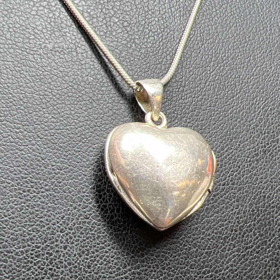 Sterling Silver Filigree Marcasite Heart Locket Necklace 8.49g