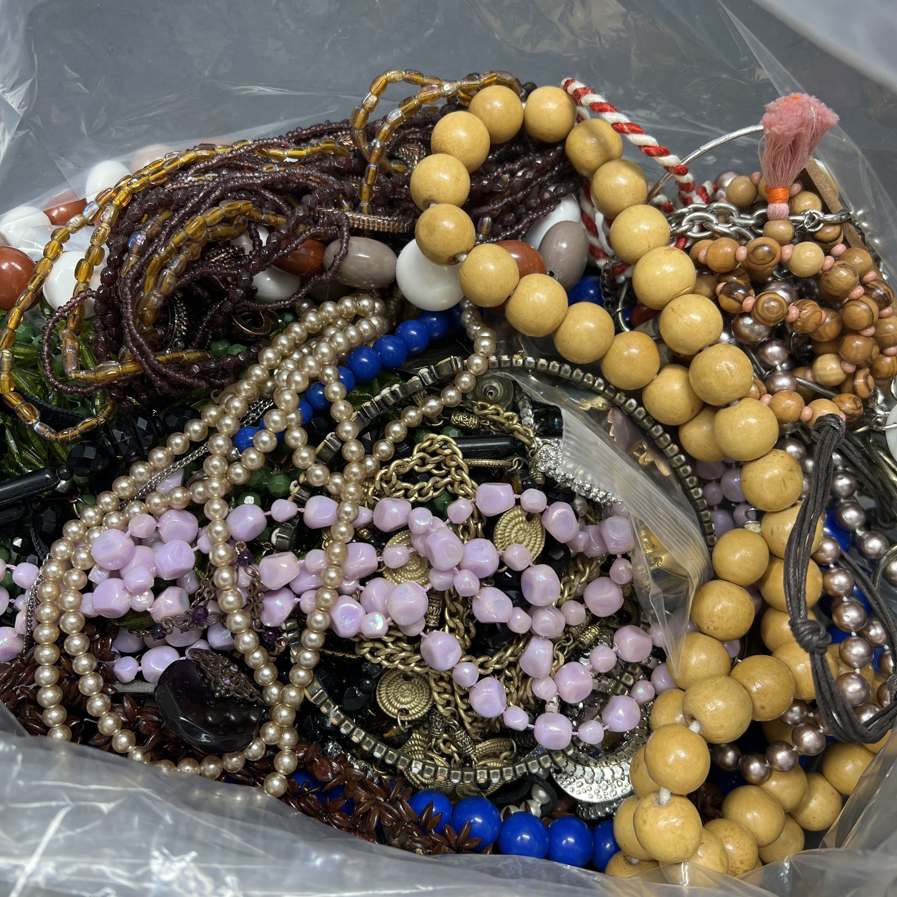 5LB Wearable Costume Jewelry Mixed Items Grab Bag