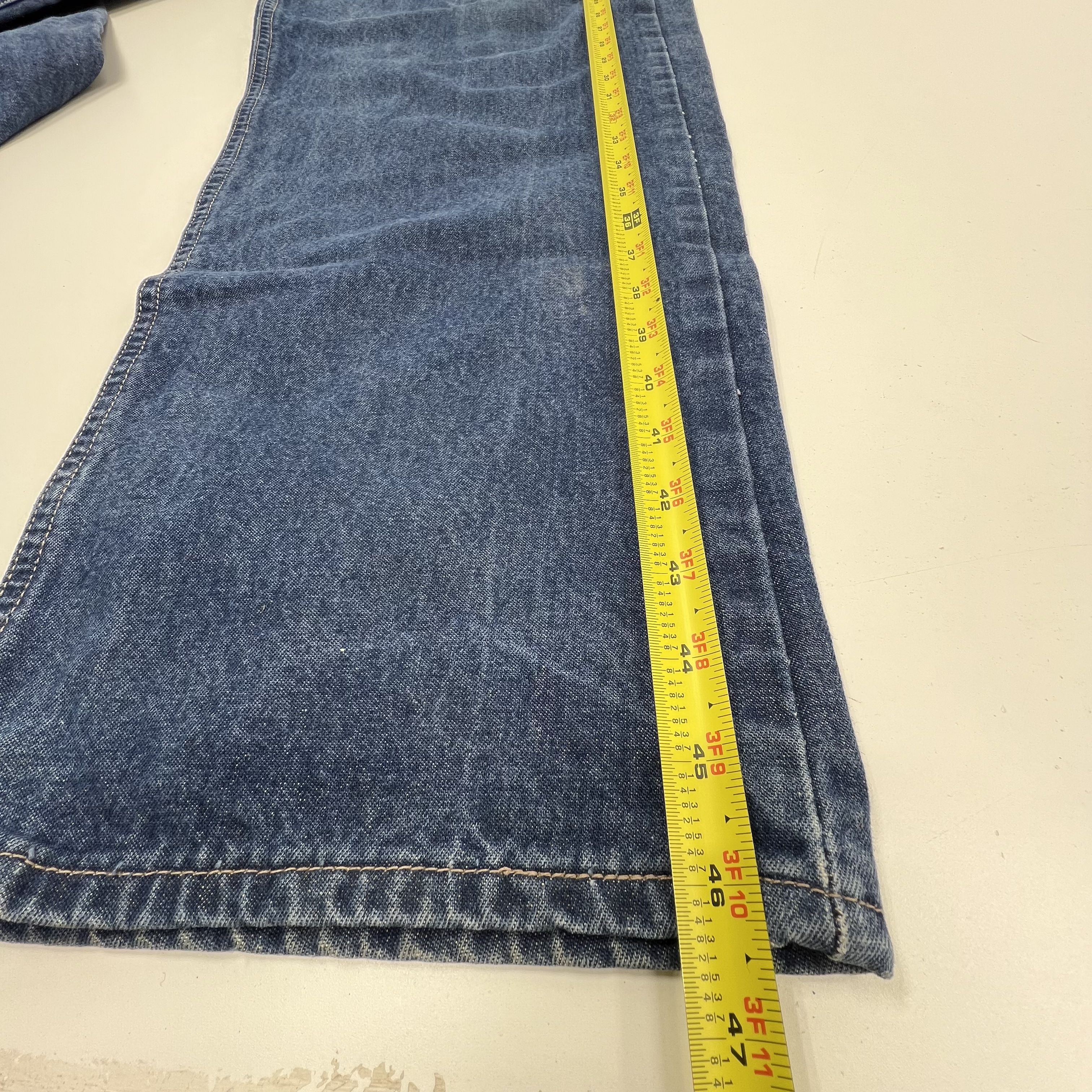Men's Carhartt Flame Resistant Jeans Size 42x34 FRB100 DNM