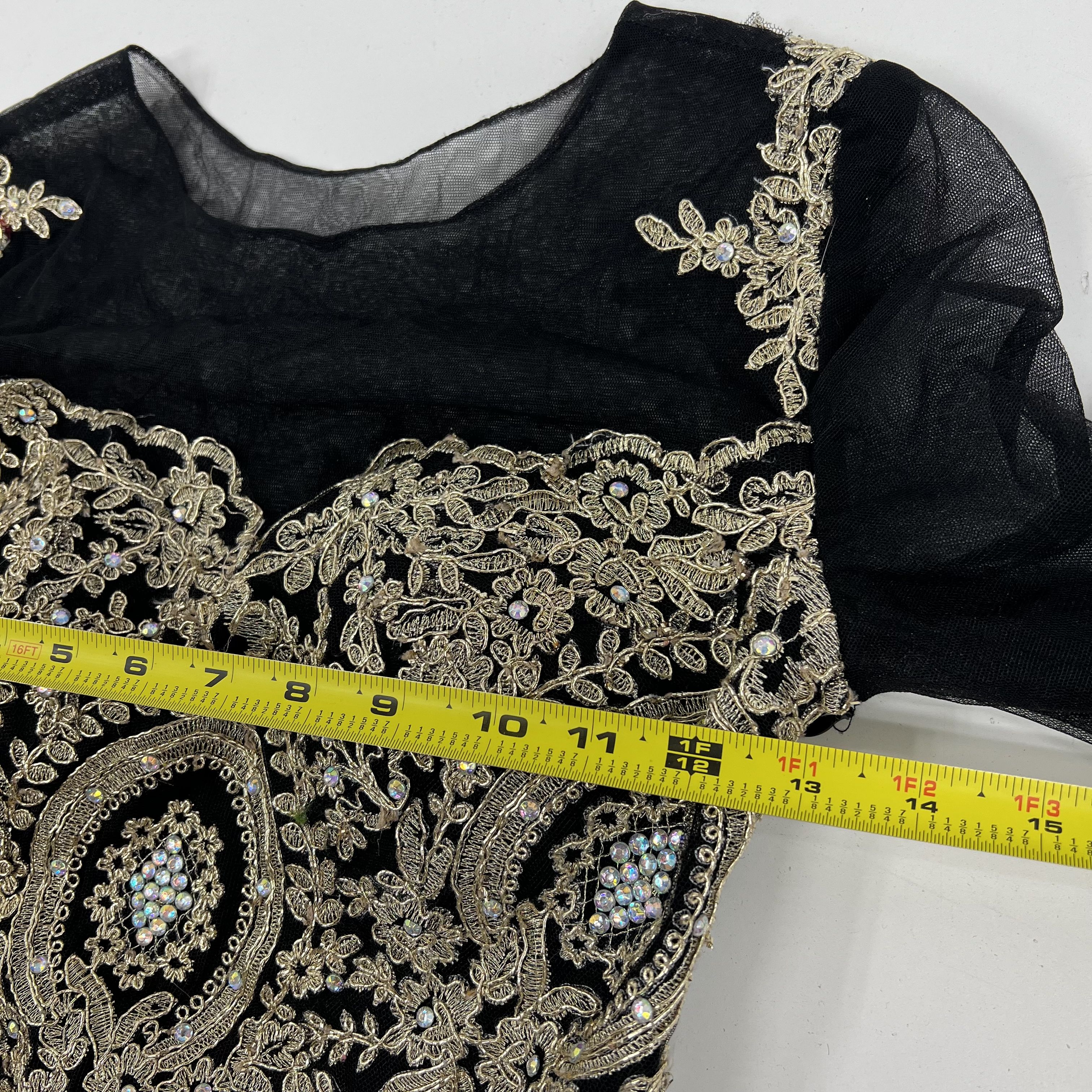 Formal Black Gold Tone Lace Applique Formal Floor Length Train Dress Women Small