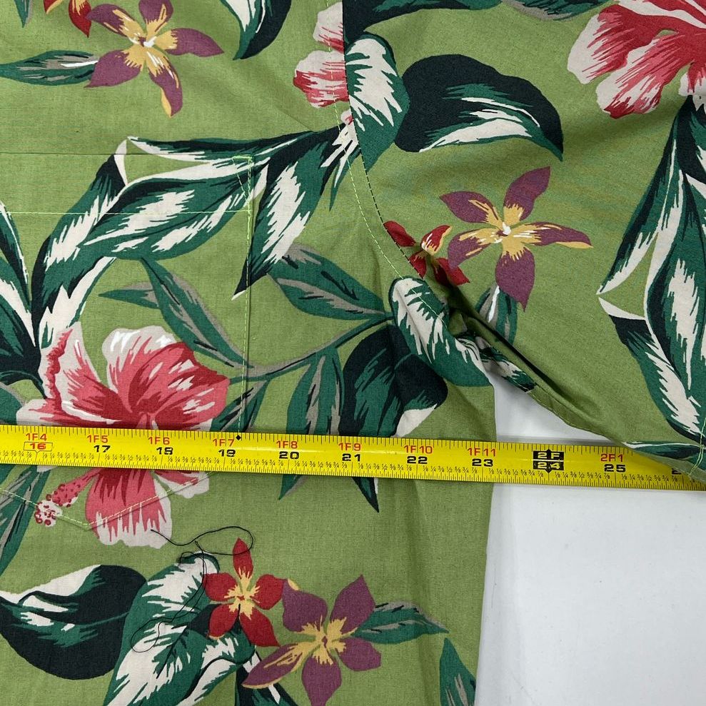 NWT Men's Cooke Street Green Tropical Print Button Up Short Sleeve Shirt Medium