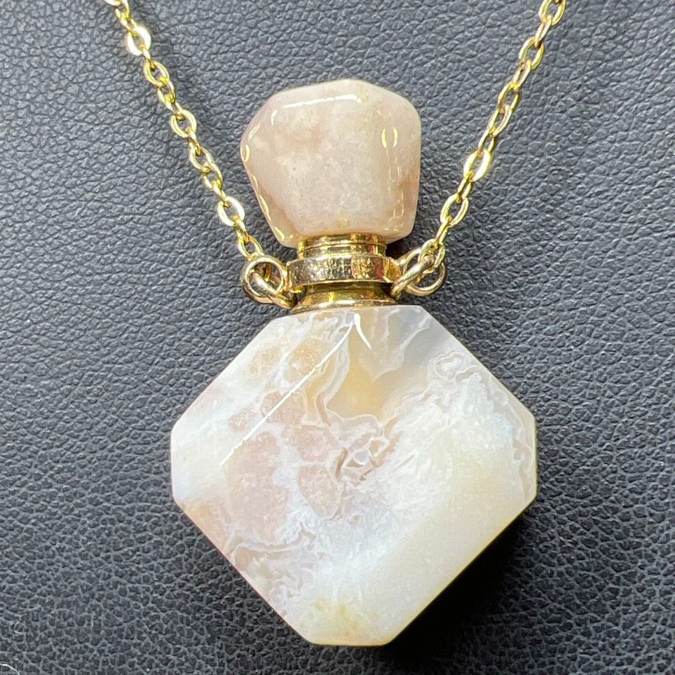 Beige White Marbled Stone Bottle Pendant Gold Tone Chain Necklace
