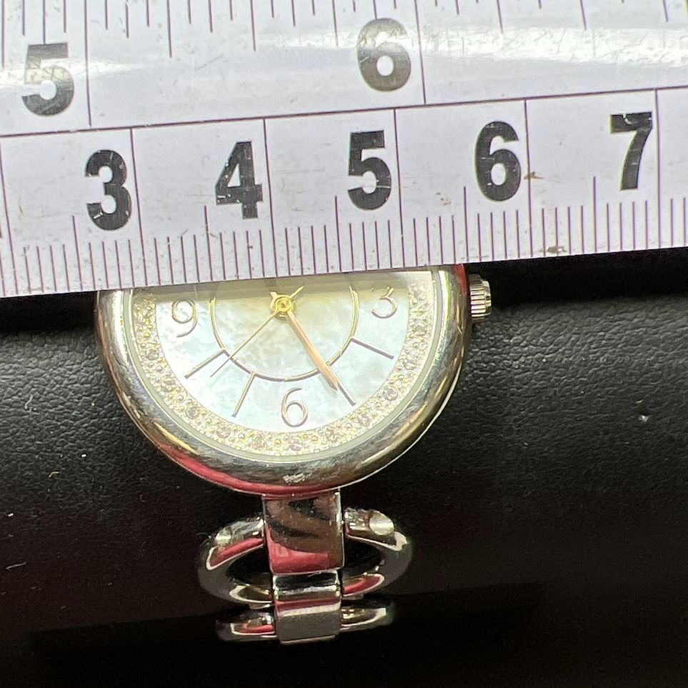 Fossil ES-2280 Mother of Pearl and Rhinestone Silver Tone Wristwatch New Battery