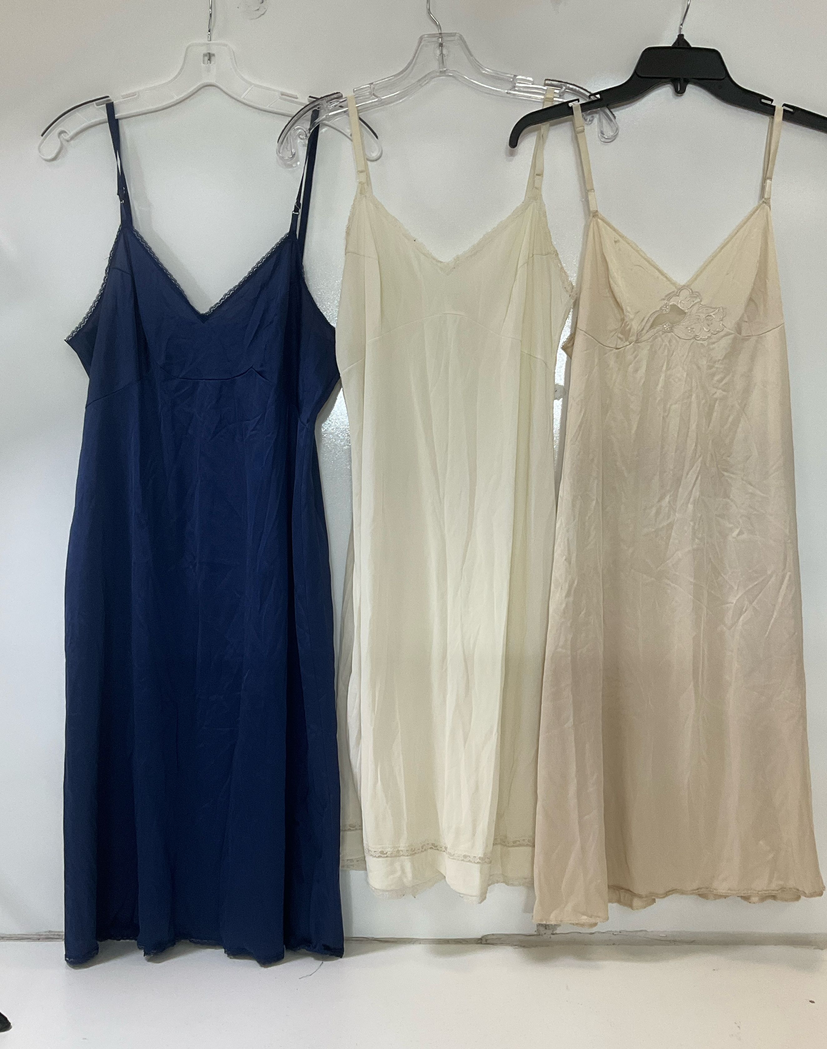 Vanity Fair Others Beige & Navy Full Slip Cami Lot of 6 Pcs Size 36 38 Vintage
