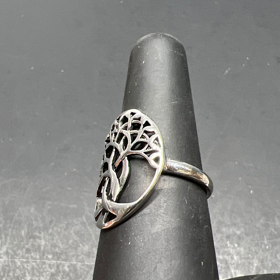 925 Sterling Silver Tree of Life Ring Size 6.25