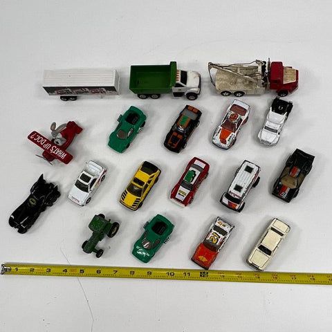 Vintage 80s 90s Lot Diecast Toy Cars Matchbox Hot Wheels Batmobile Bugs Bunny
