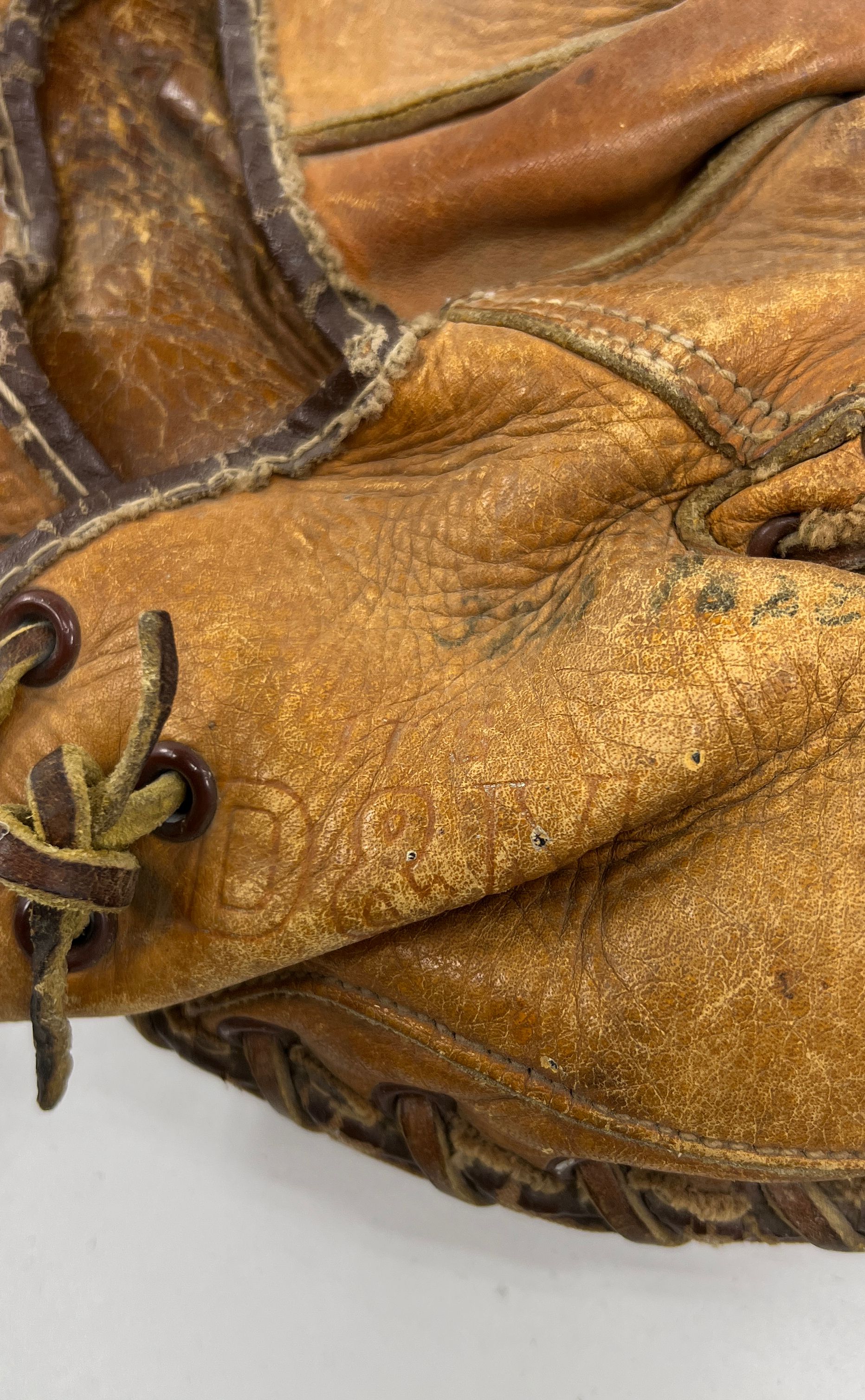 Vintage D&M Draper Maynard Brown Leather Catchers Mitt Baseball Glove