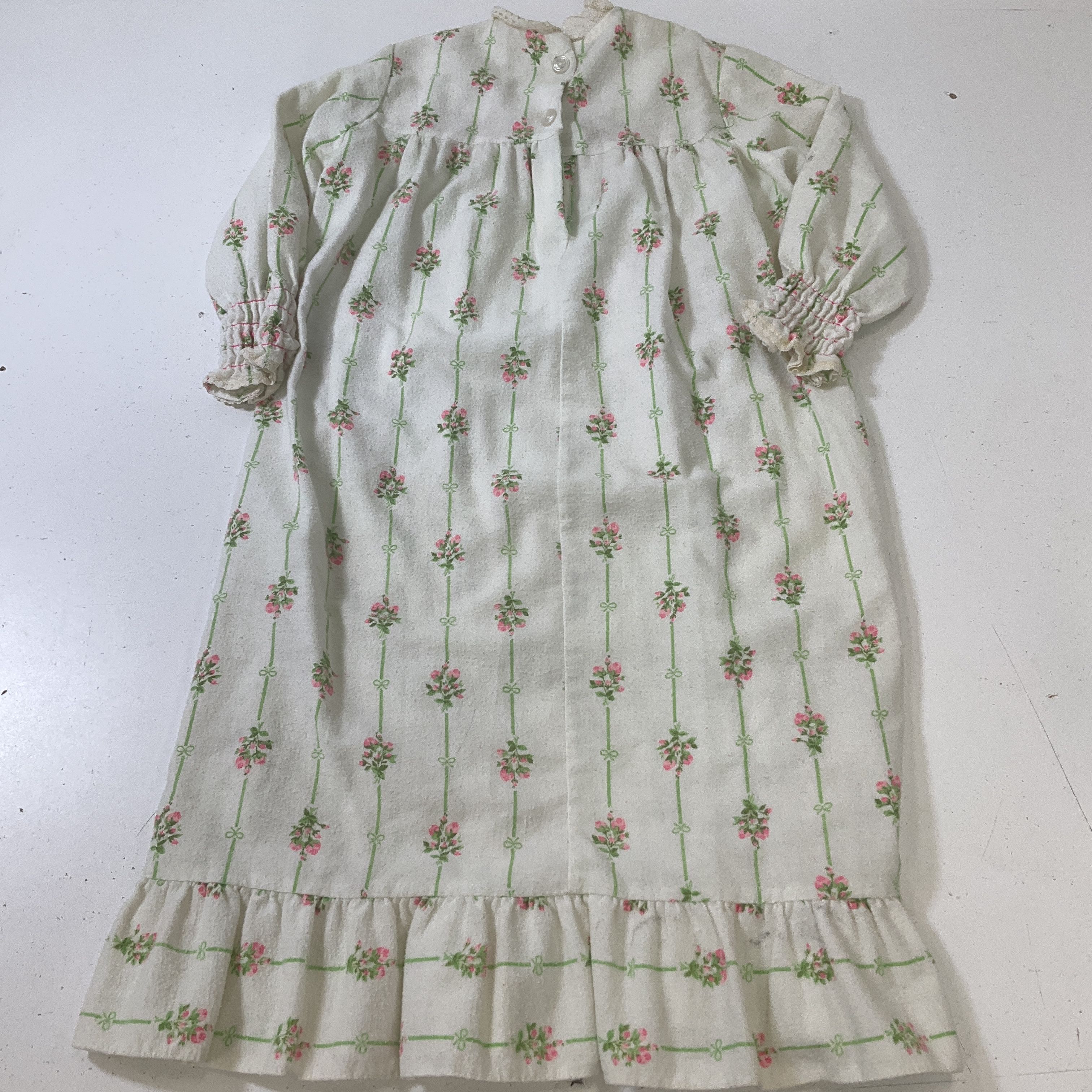Her Majesty White Pink Floral Green Striped Flannel Nightgown Girl's 6 Vintage