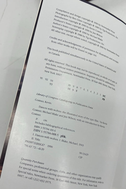 Dances with Wolves 1990 Limited Collector's Edition VHS Box Set w/ Book