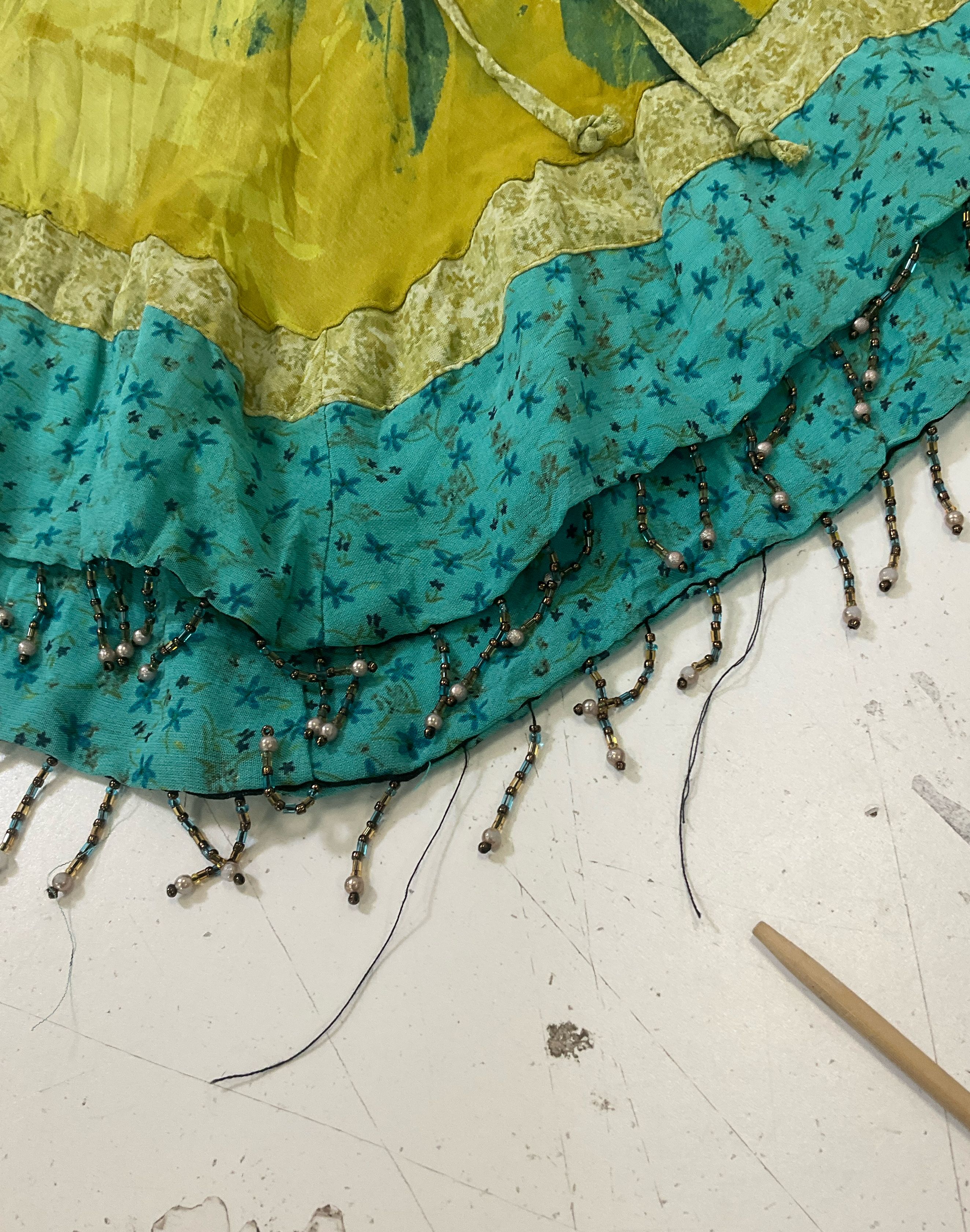 Carole Little Women's Green Beaded Hem Boho Semi Sheer Top Size 12P Vintage