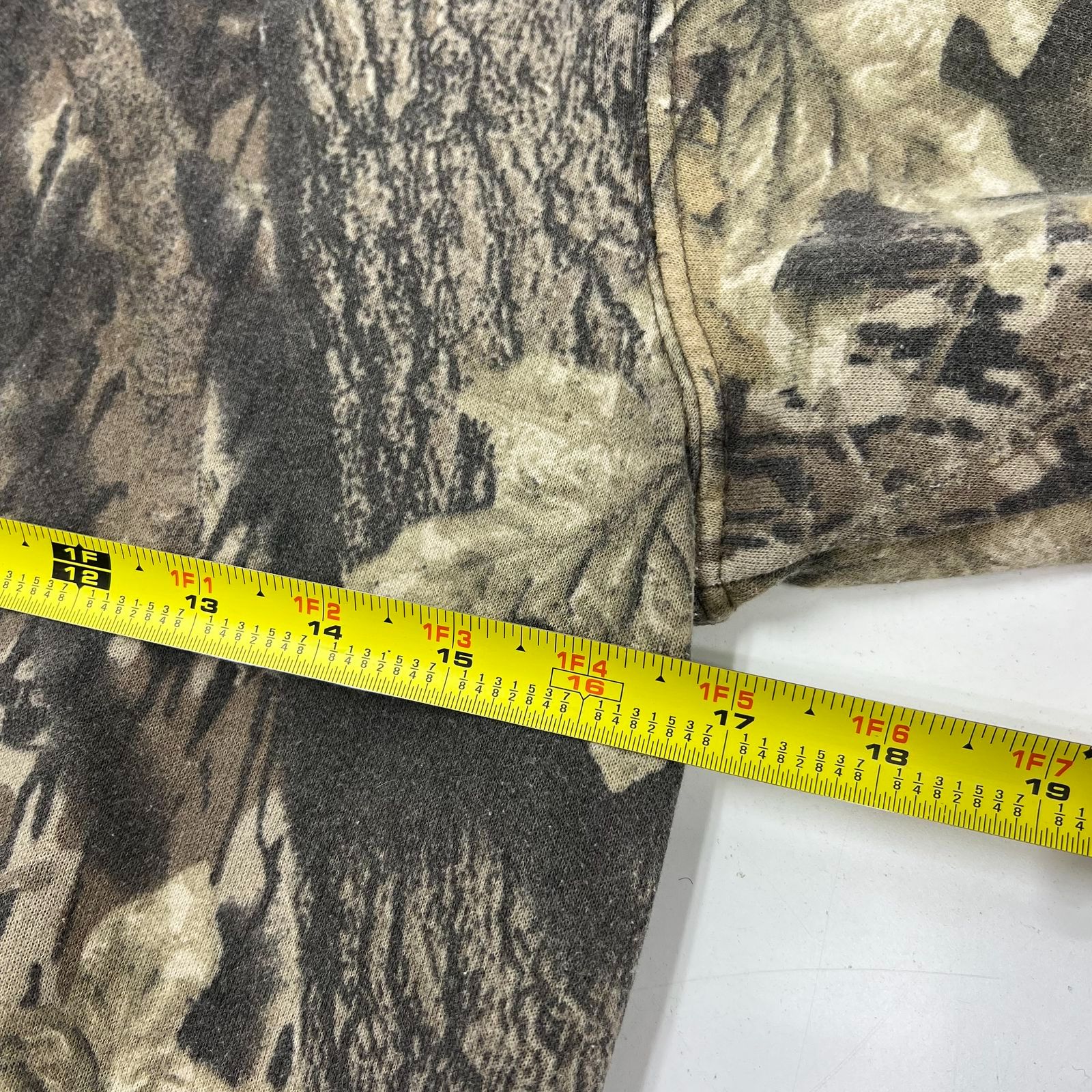 Vintage Y2K Mossy Oak Camo Full Print Crewneck Sweatshirt Men's XL