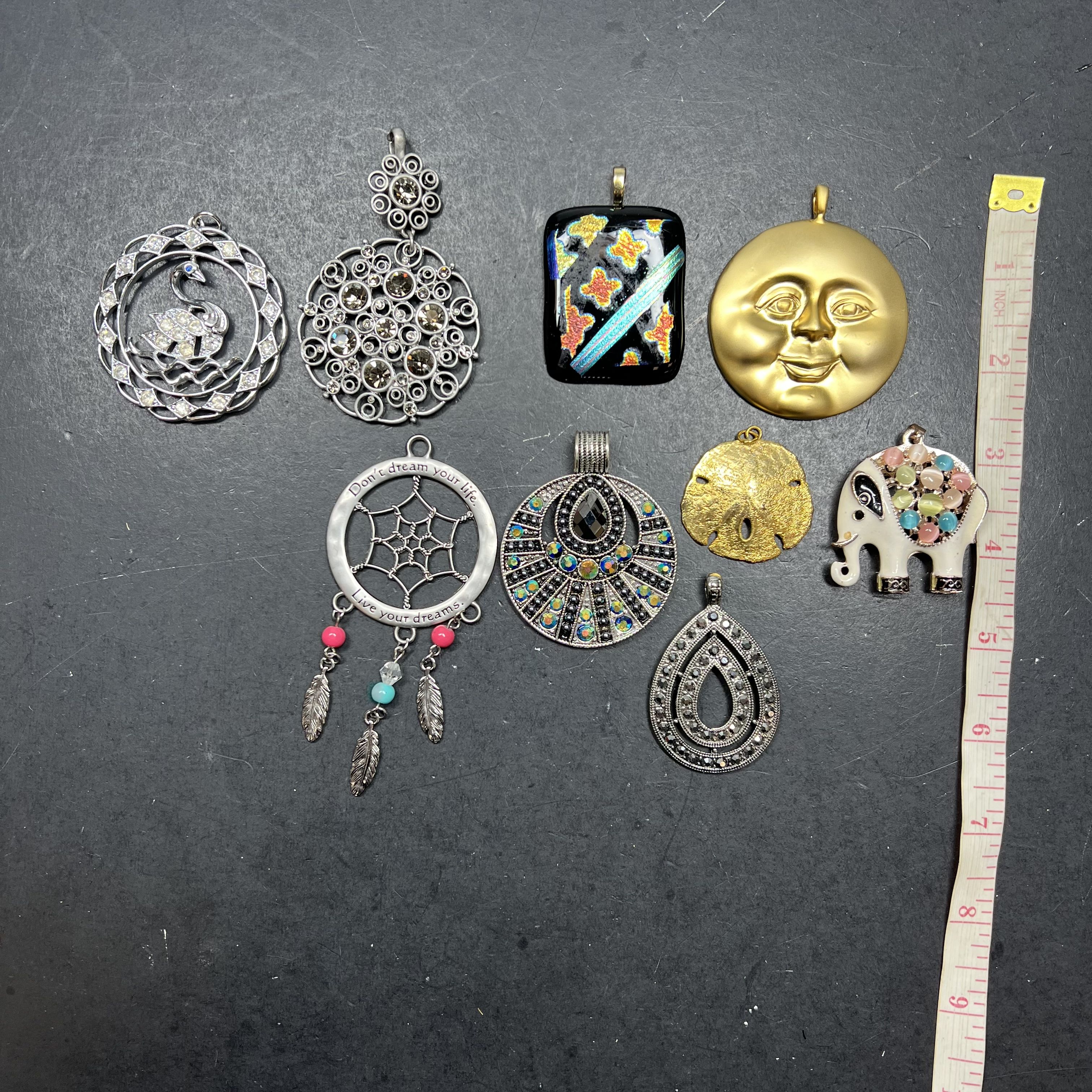 Assorted Pendants Round Silver Gold Tones