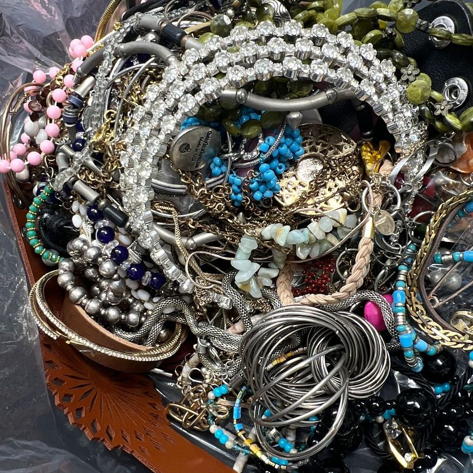 5LB Wearable Costume Mixed Jewelry Grab Bag