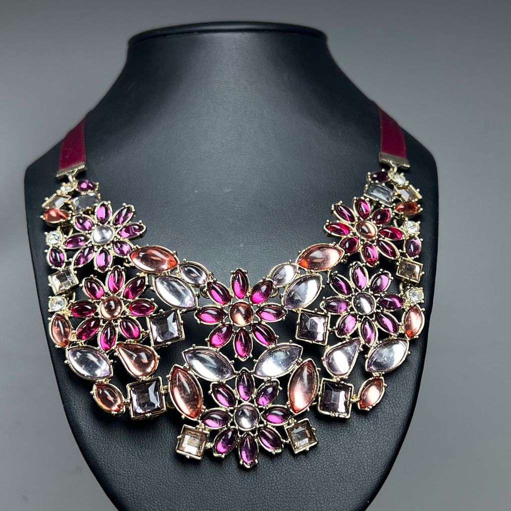 Avon Floral Rhinestone Statement Ribbon Necklace