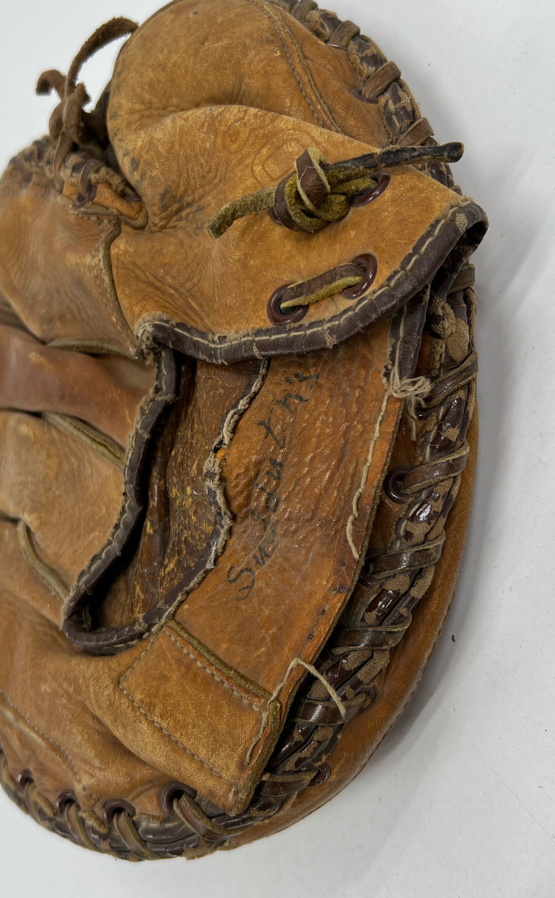Vintage D&M Draper Maynard Brown Leather Catchers Mitt Baseball Glove
