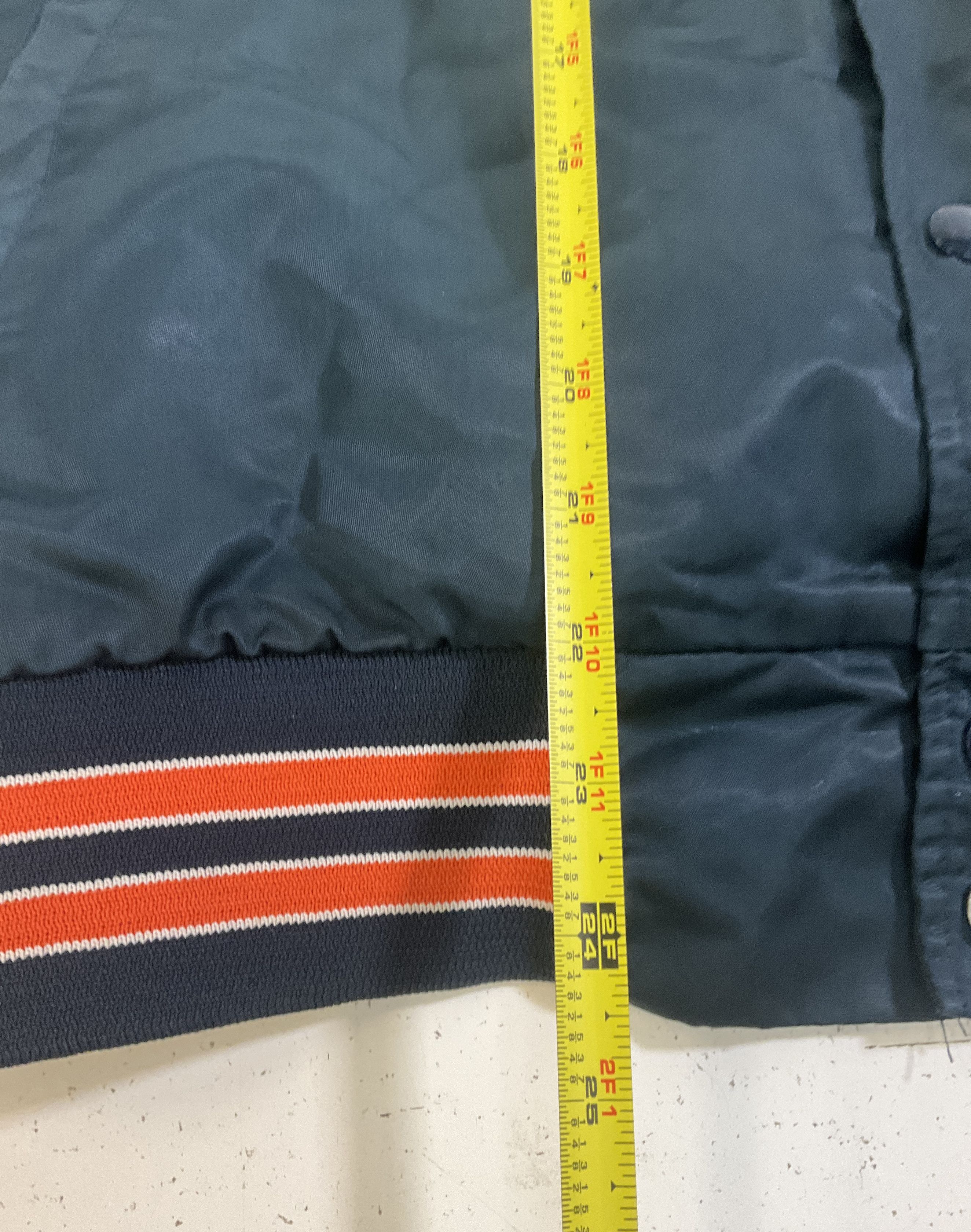 Vintage 80s Chalk Line Chicago Bears NFL Satin Bomber Jacket Made in USA M