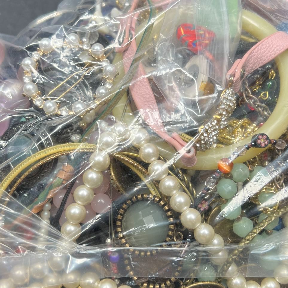 5 Lbs Costume Jewelry Grab Bag As Is