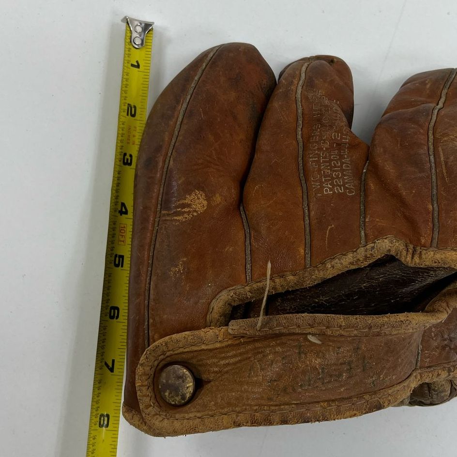 Collectible Vintage JC Higgins 1621 Leather Baseball Catcher Glove Mitt w/Button