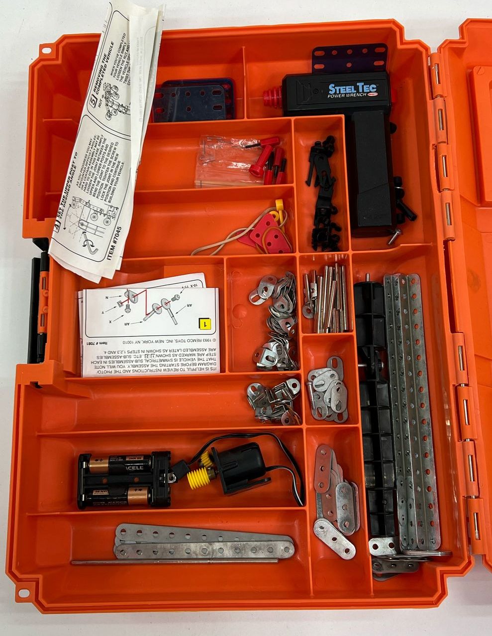 Remco Steel Tec Construction Kit In Orange Plastic Case C1993 & Small Black Case
