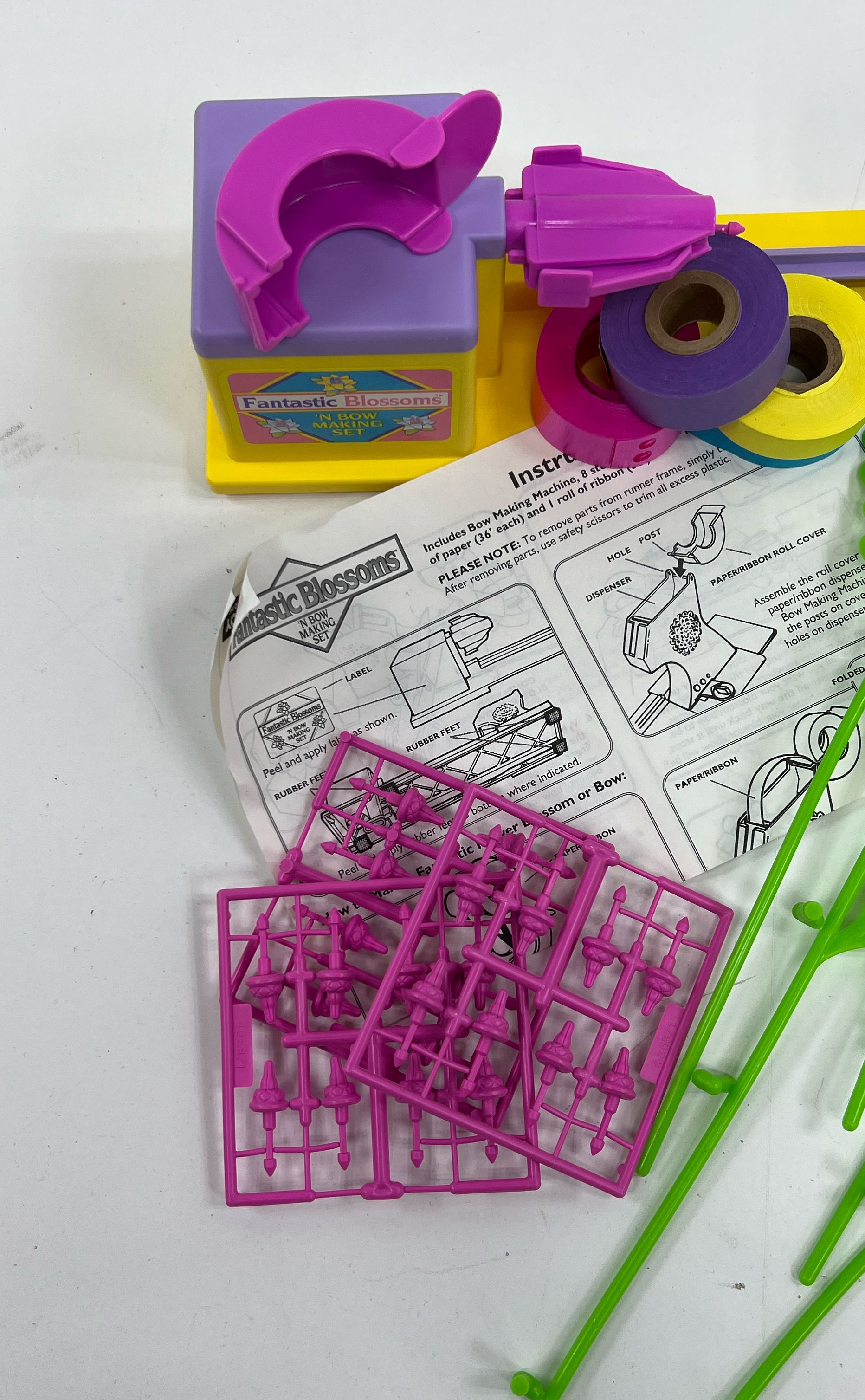 Vintage Hasbro Fantastic Blossoms Bow Making Kit Children's Craft Set IOB