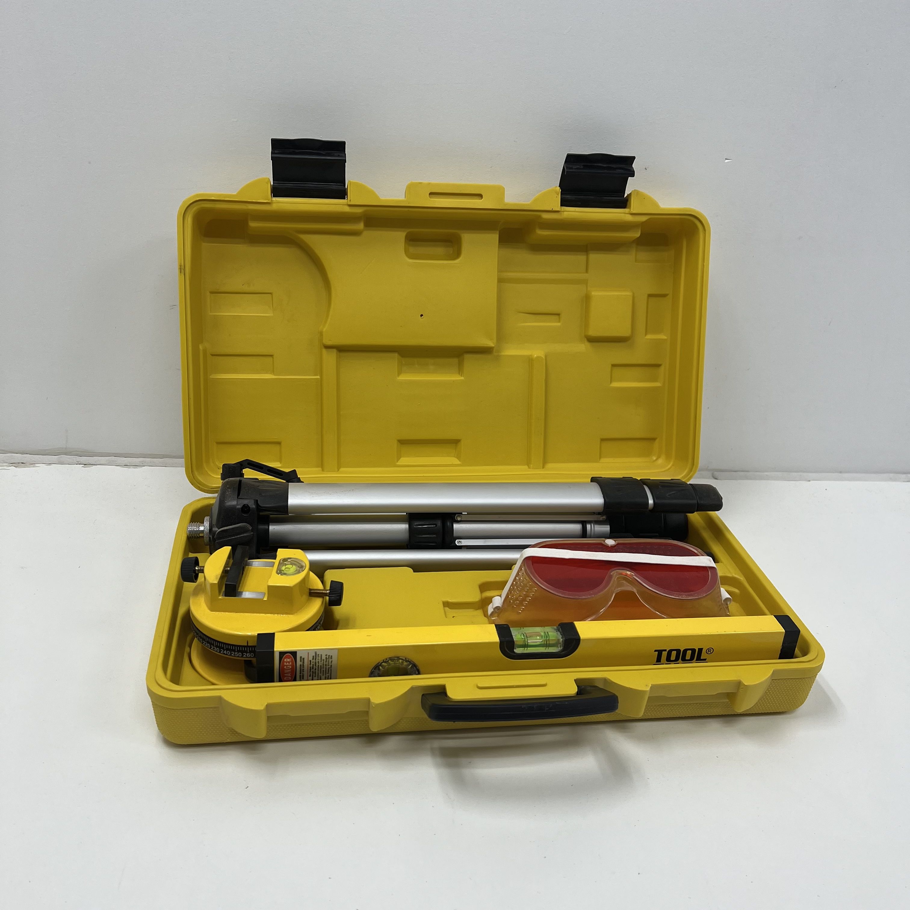 Tool Shop Laser Professional Multi Beam Laser Level Kit Hard Case