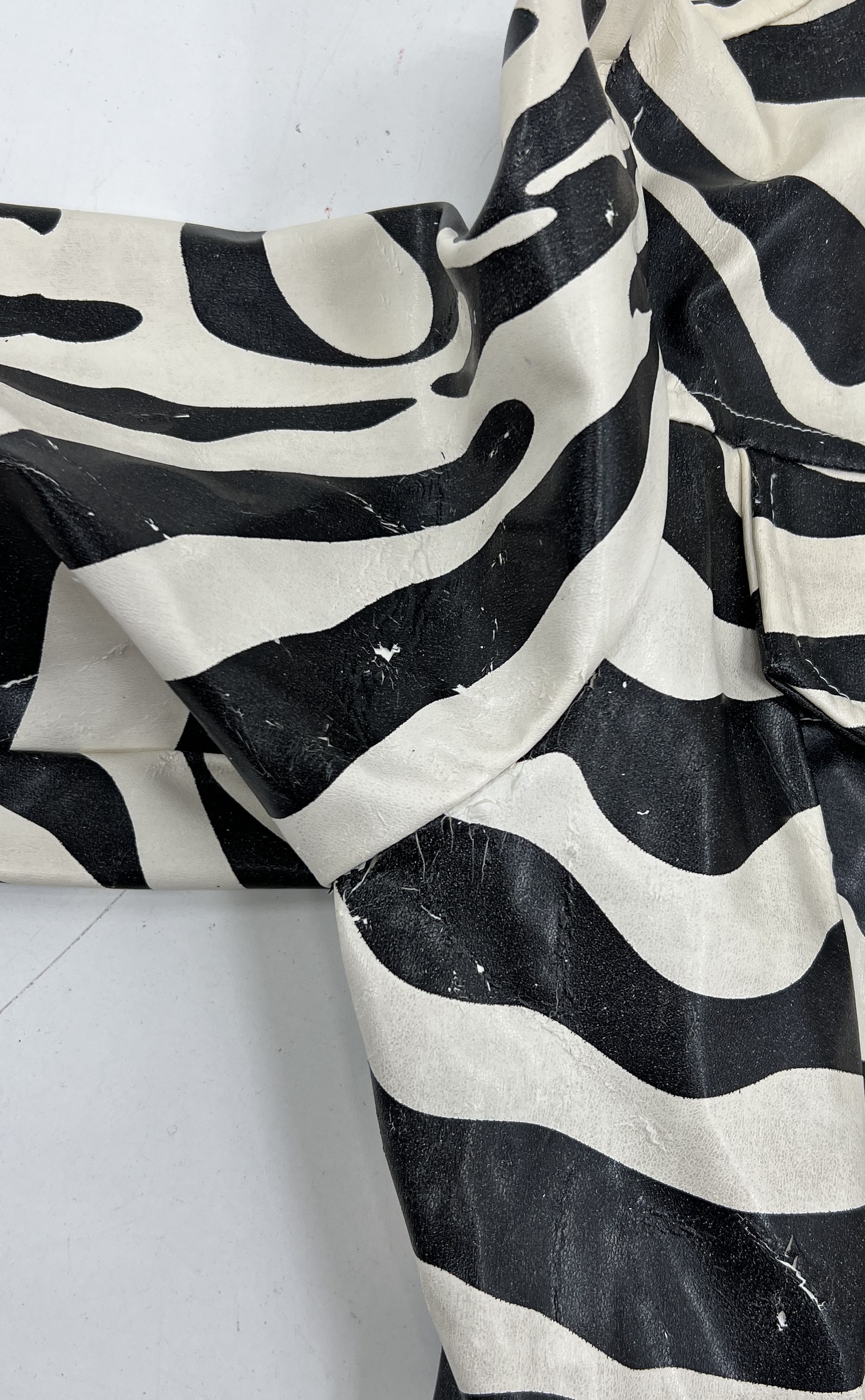 Vintage Y2K BB Dakota Zebra Print Faux Leather Distressed Jacket Womens L