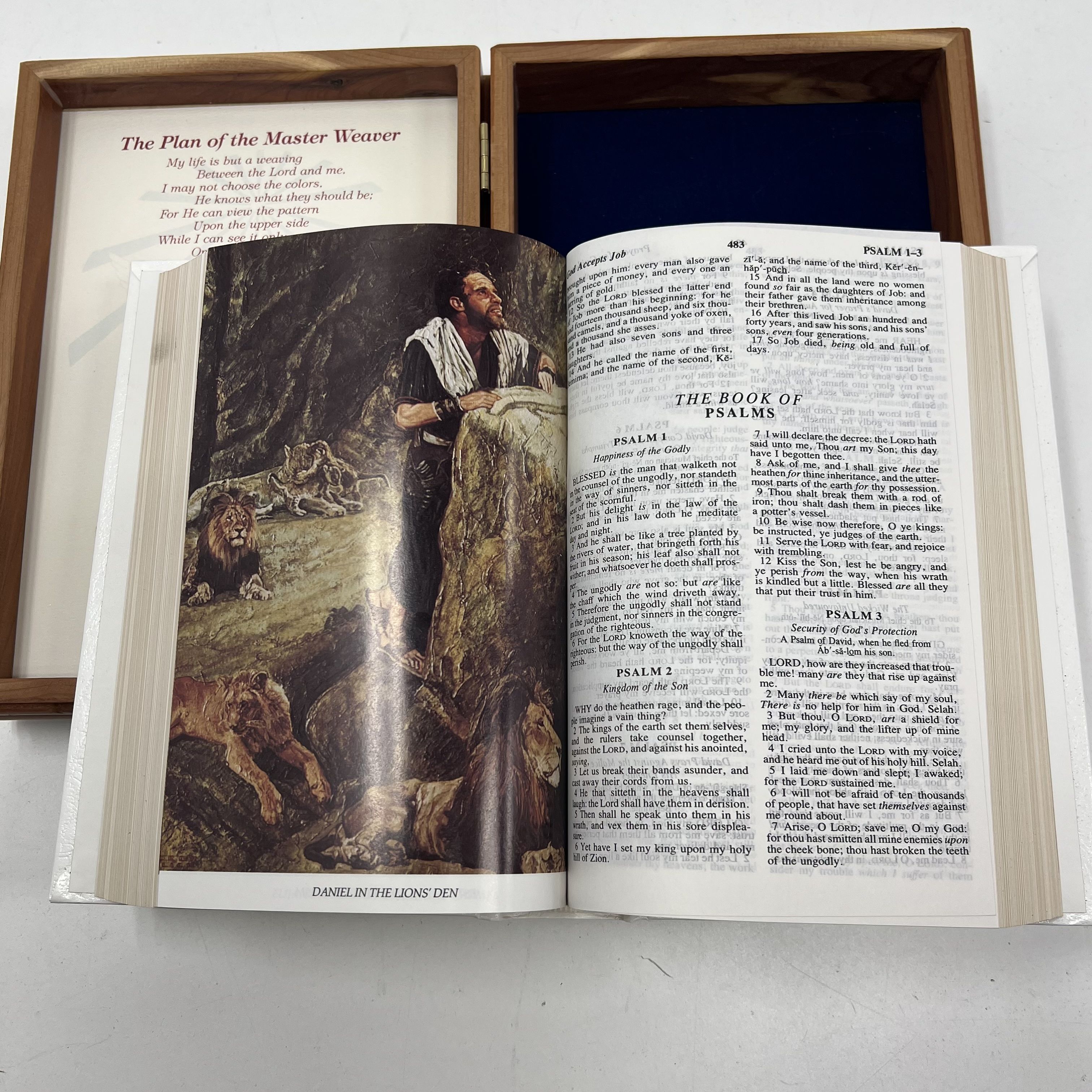 Holy Bible KJV Dove of Peace Ed in Engraved Montana Wood Presentation Box Case