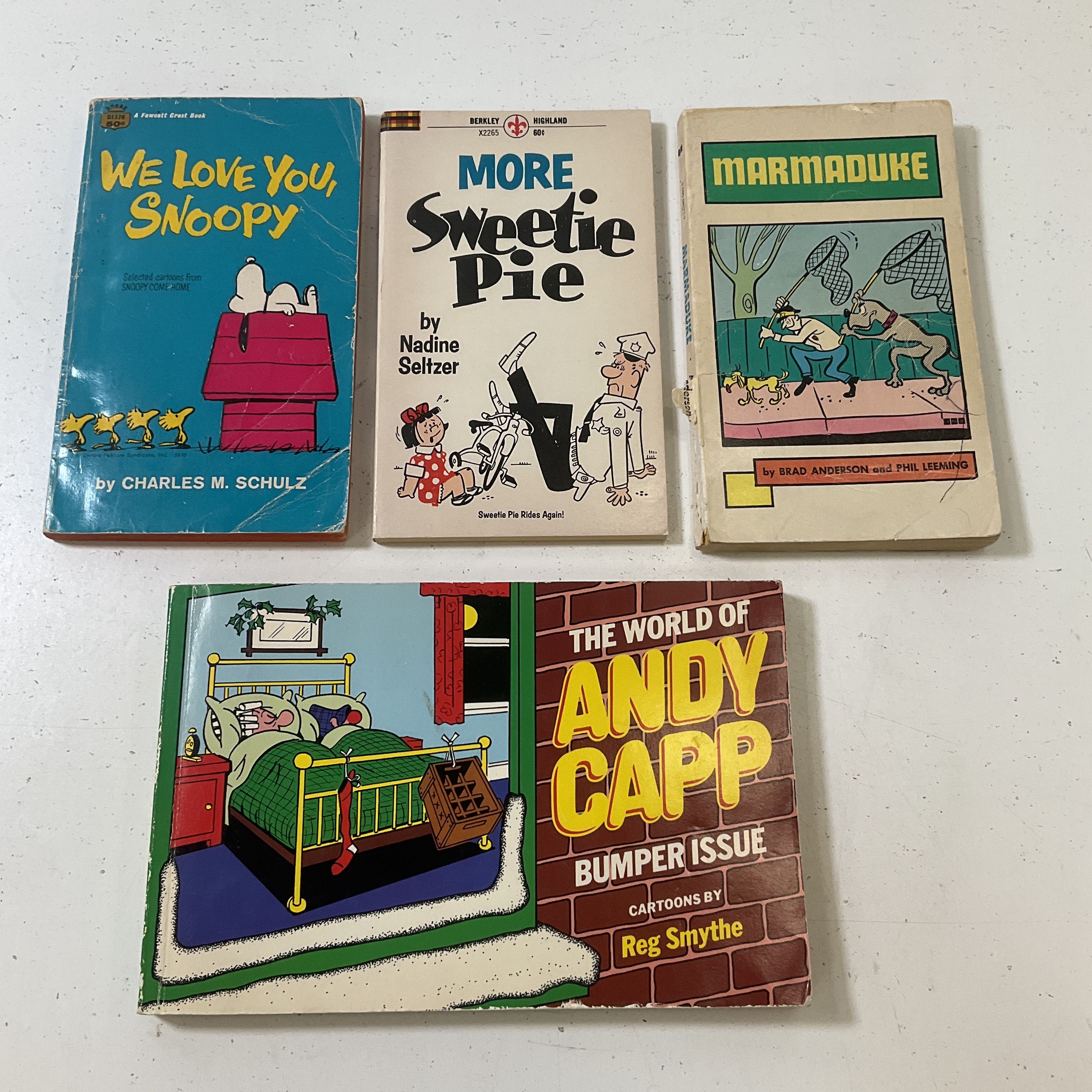 Lot Vintage Cartoon Comic Books Snoopy Marmaduke Sweetie Pie Andy Capp 70s 80s