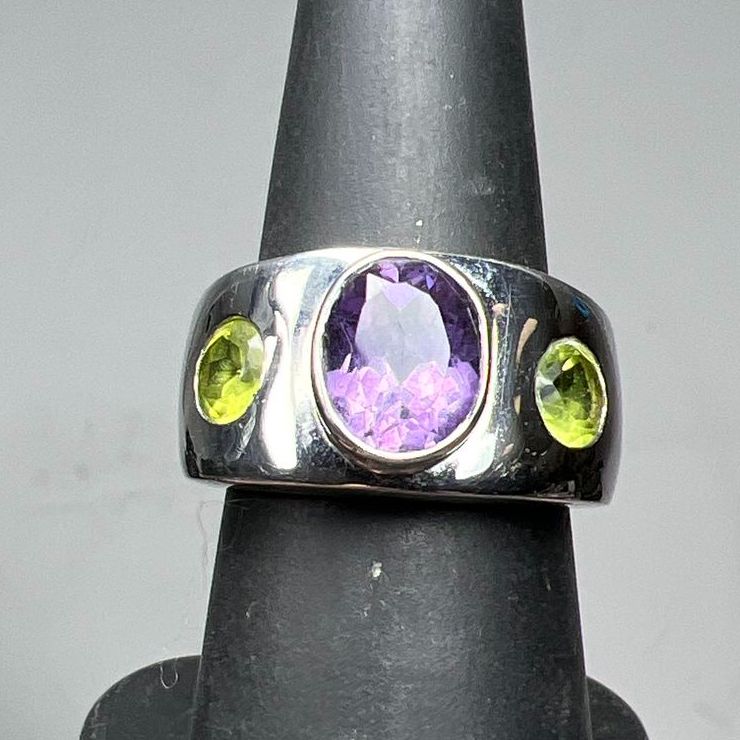 925 Sterling Silver Green & Purple Stone Ring Size 7 8.18g