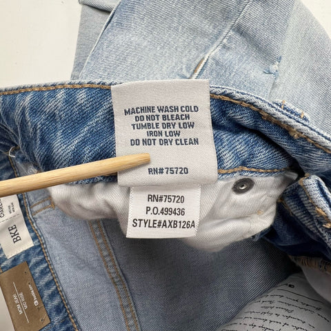 BKE Denim Charlie Light Wash Distressed Mid Rise Mom Jeans Women's 26 NWT