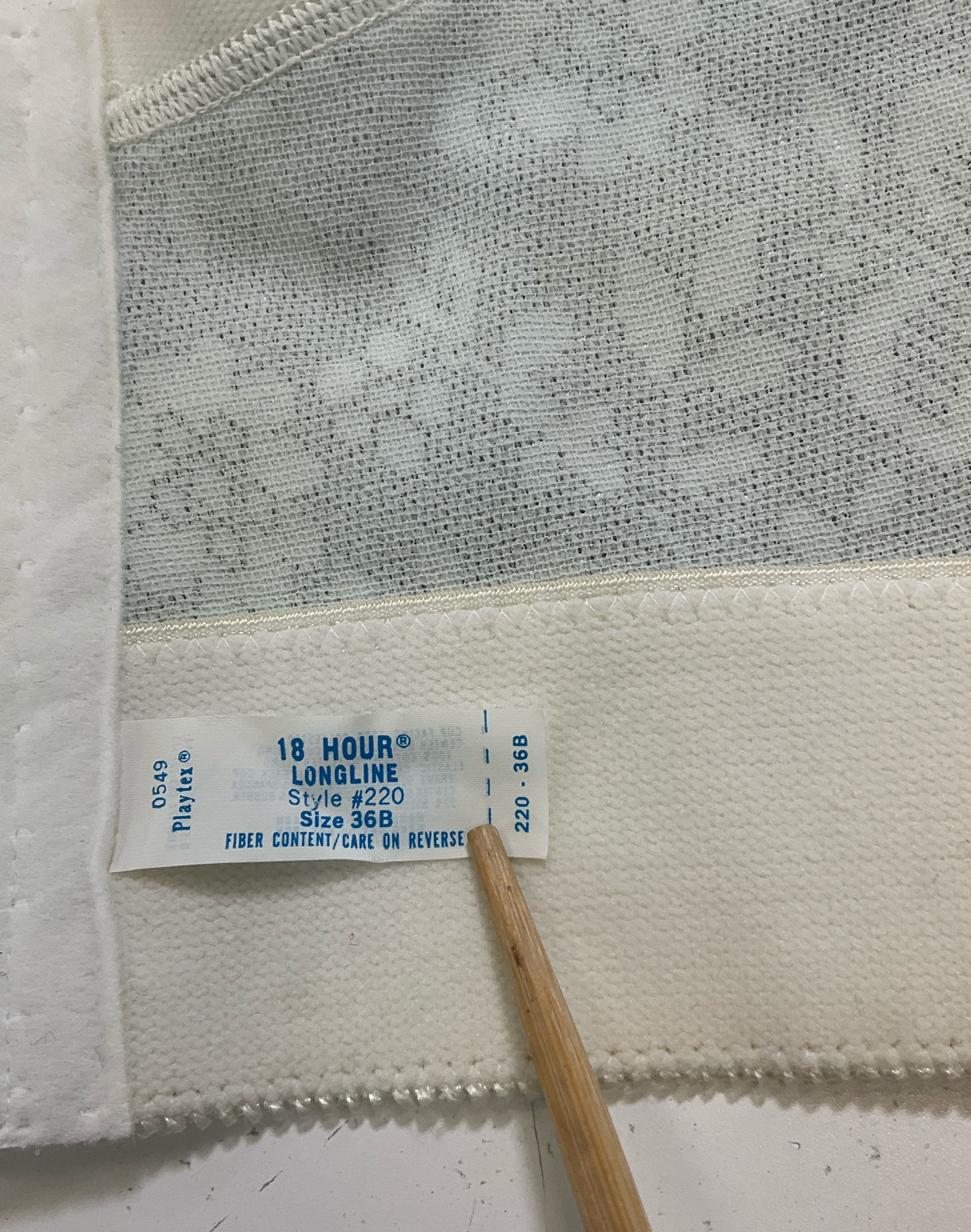 Vintage Playtex White & Pale Blue Lace 18 Hour Longline Bra Style #220 Size 36B