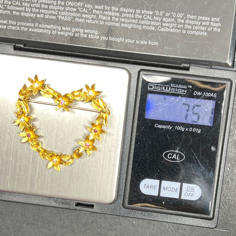Liz Claiborne Gold Tone Rhinestone Floral Heart Wreath Brooch