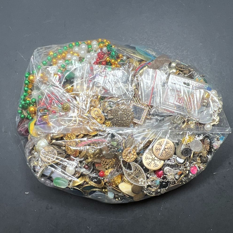 5LB Damaged Incomplete Broken Loose Jewelry Mix for Crafts Repair