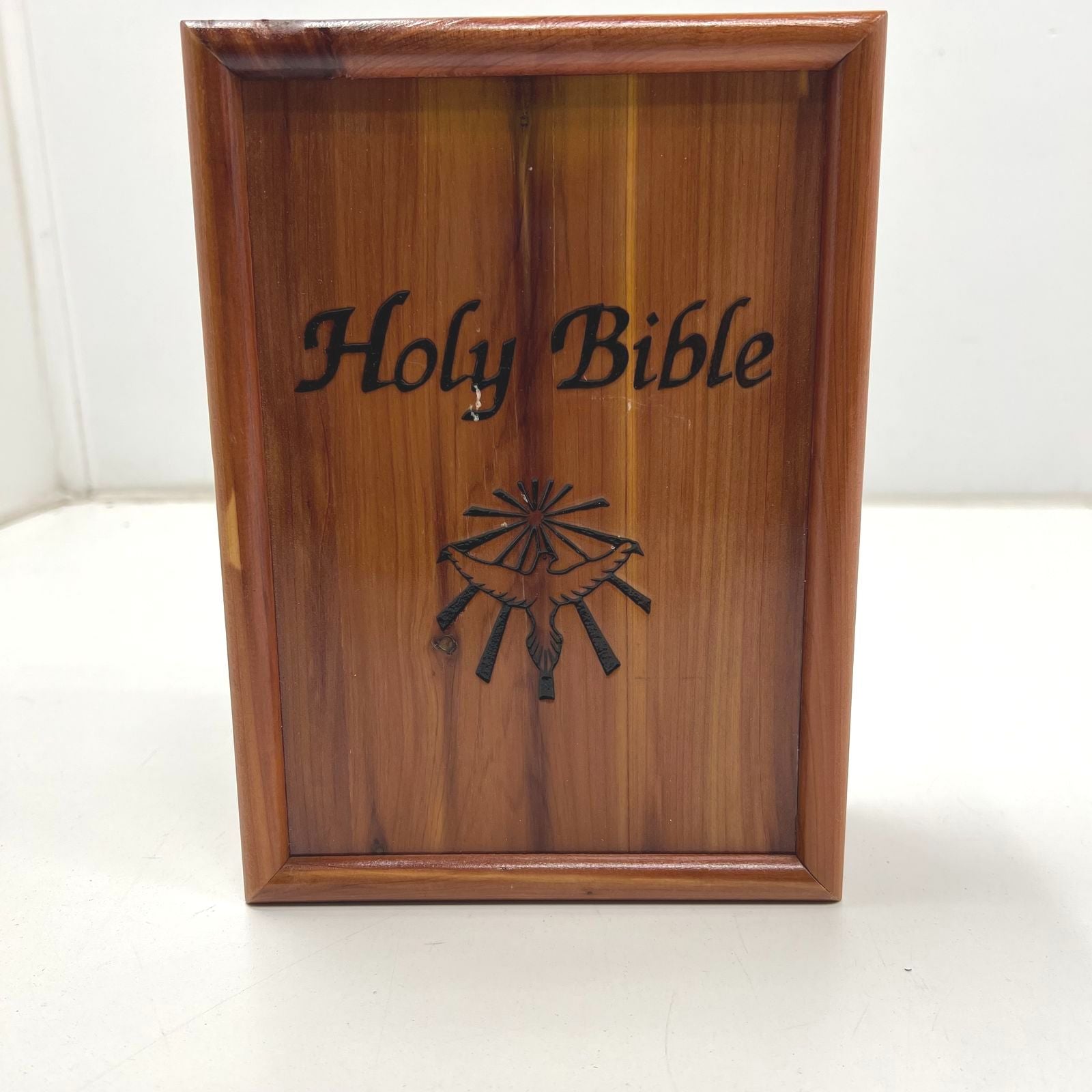 Holy Bible KJV Dove of Peace Ed in Engraved Montana Wood Presentation Box Case