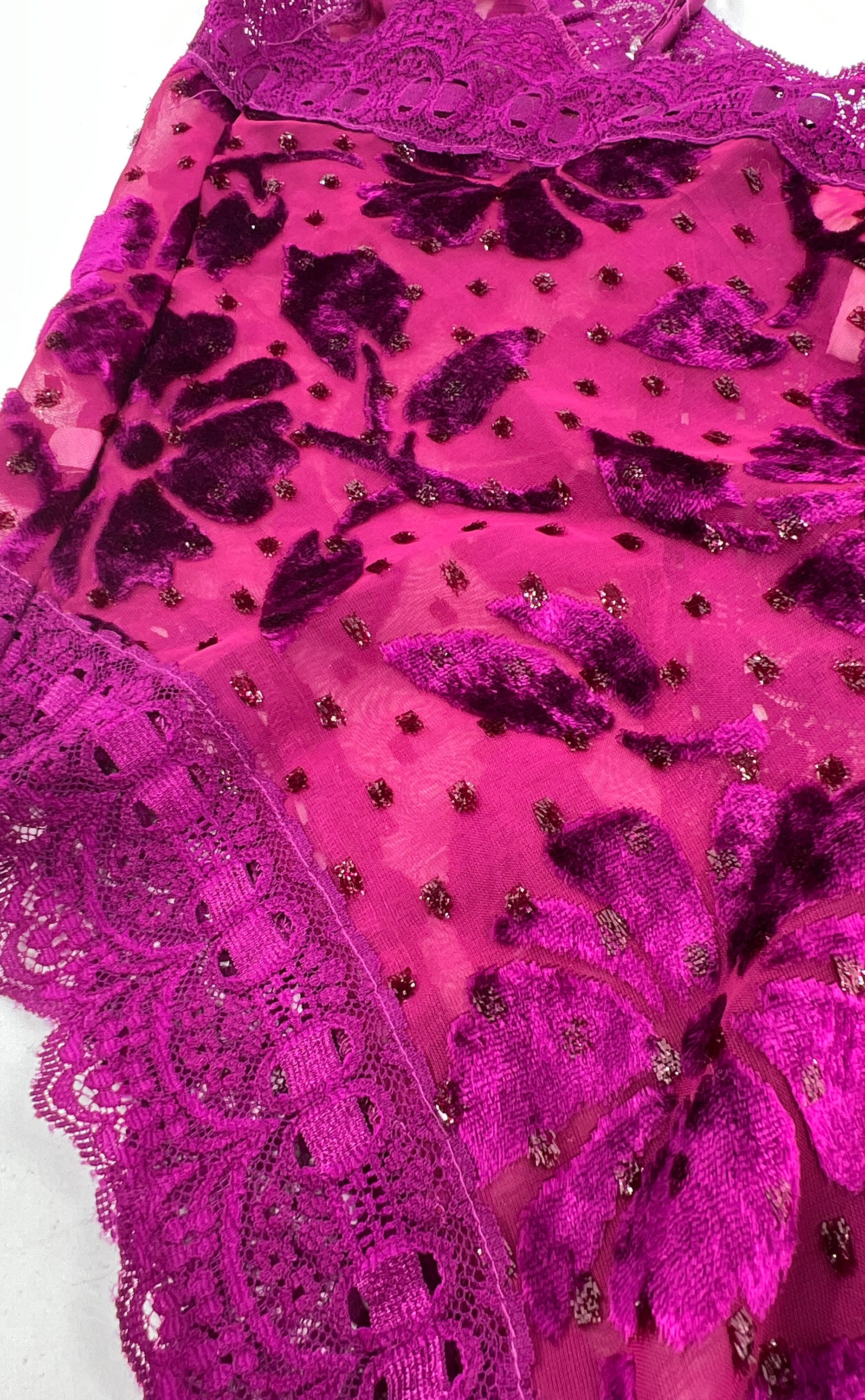 VTH Women's Victoria's Secret Magenta Floral Lace & Velvet Teddy - Size Medium