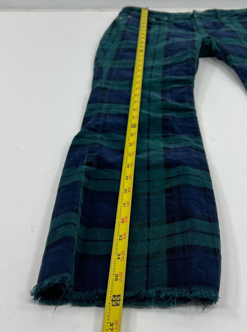 Women's Vineyard Vines High Rise Green Blue Plaid Corduroy Flare Pants - Size 28