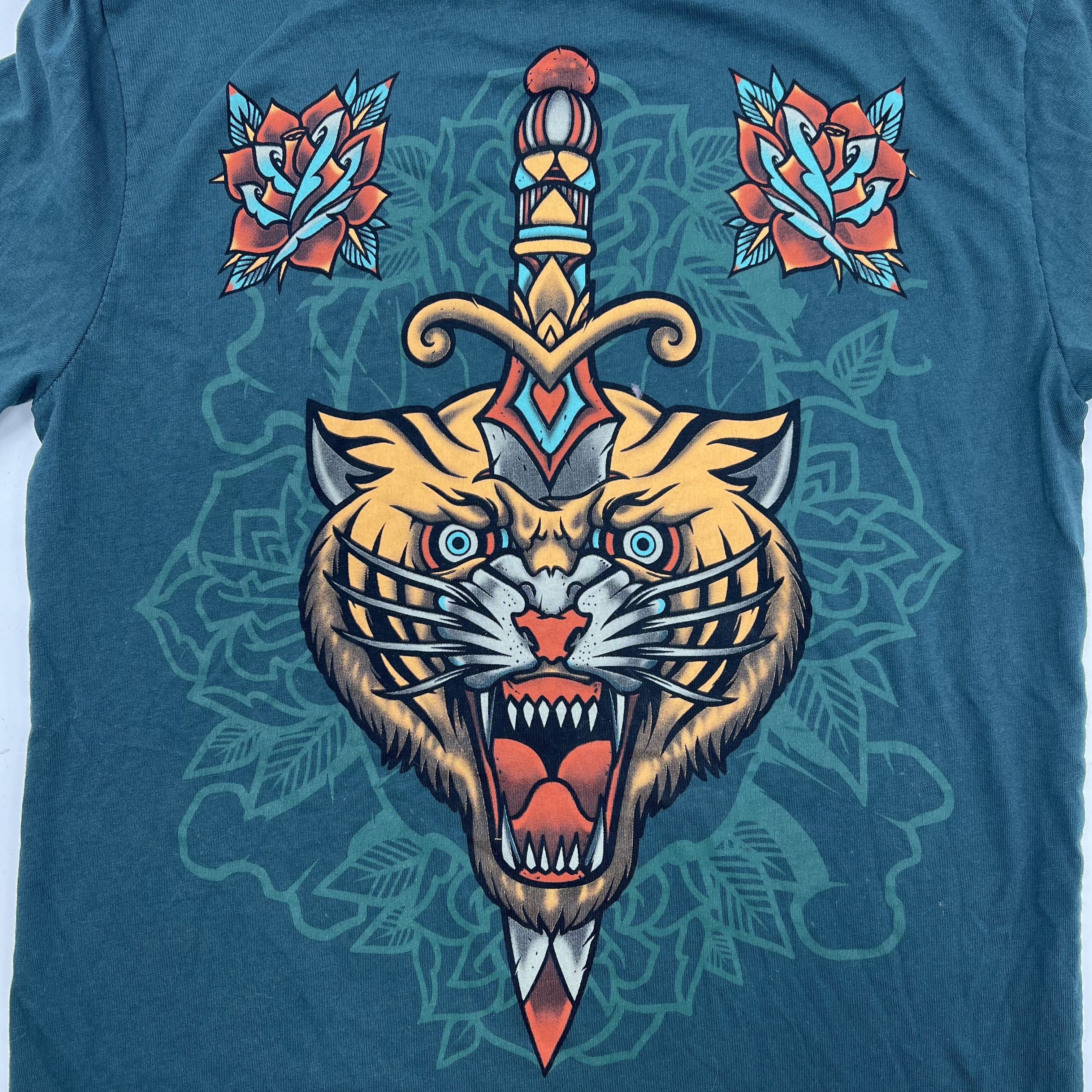 Affliction Dragon Skull Tiger Dagger Graphic T-Shirt Womens Sz M