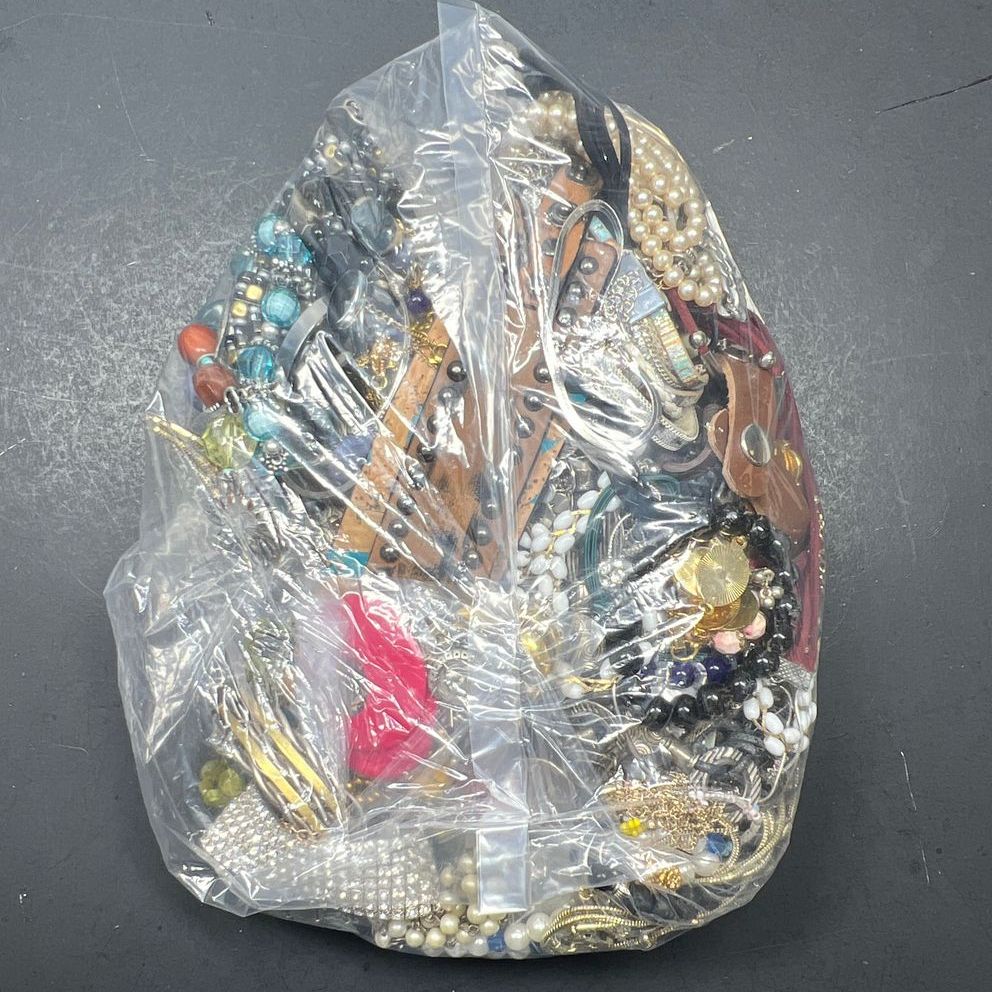 5LB Wearable Costume Mixed Jewelry Grab Bag