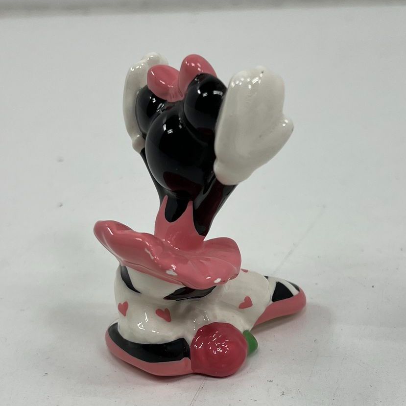 Vintage Disney Minnie Mouse Ceramic Salt & Pepper Shakers Lot of 2 Pink