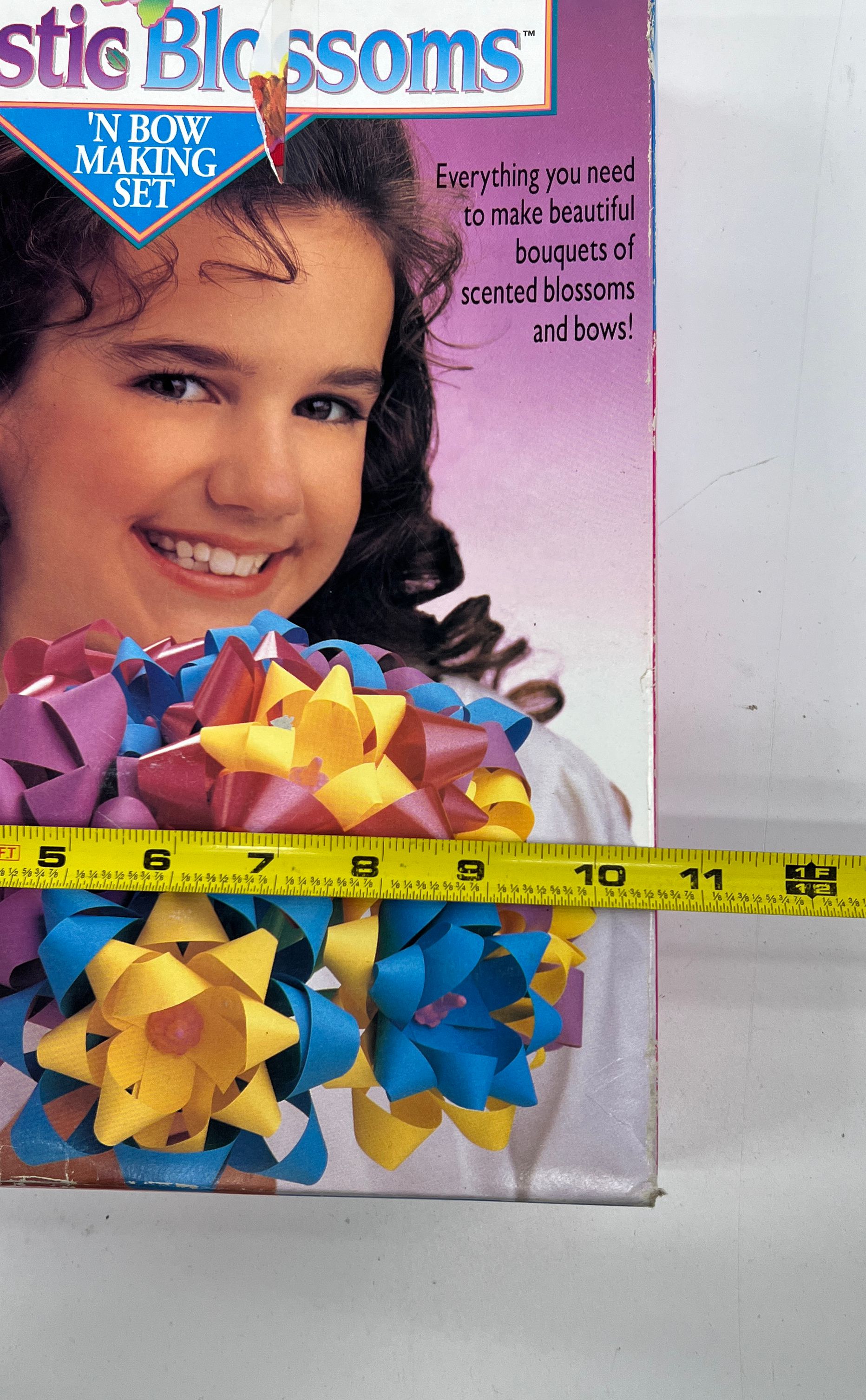 Vintage Hasbro Fantastic Blossoms Bow Making Kit Children's Craft Set IOB