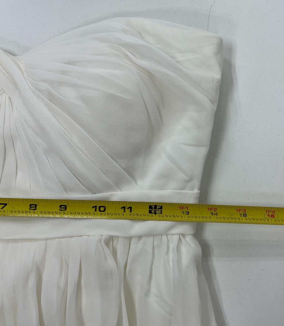 Women's Jenny Yoo White Sleeveless Wedding Dress Layered Look Short Train Size 8