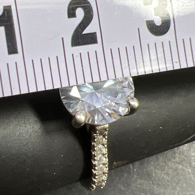 925 Sterling Silver Large Rhinestone Engagement Ring Size 7