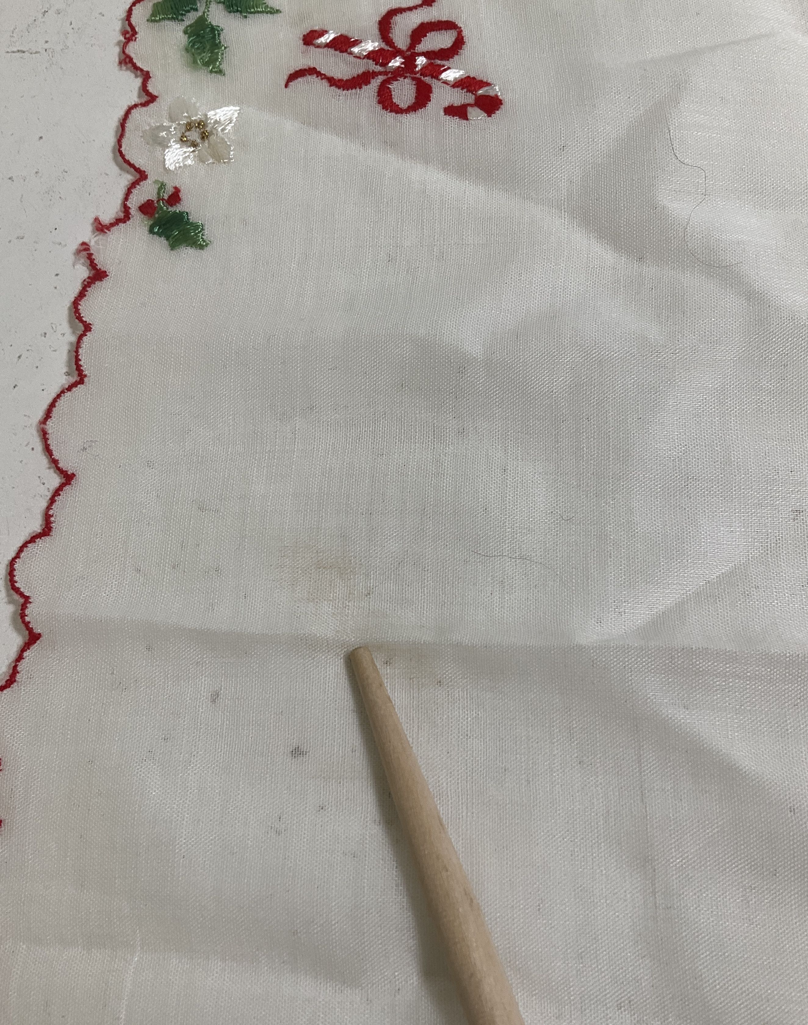 Vintage Handkerchief Lot 6 Embroidered Lace Edge Christmas Hankies Mixed Styles