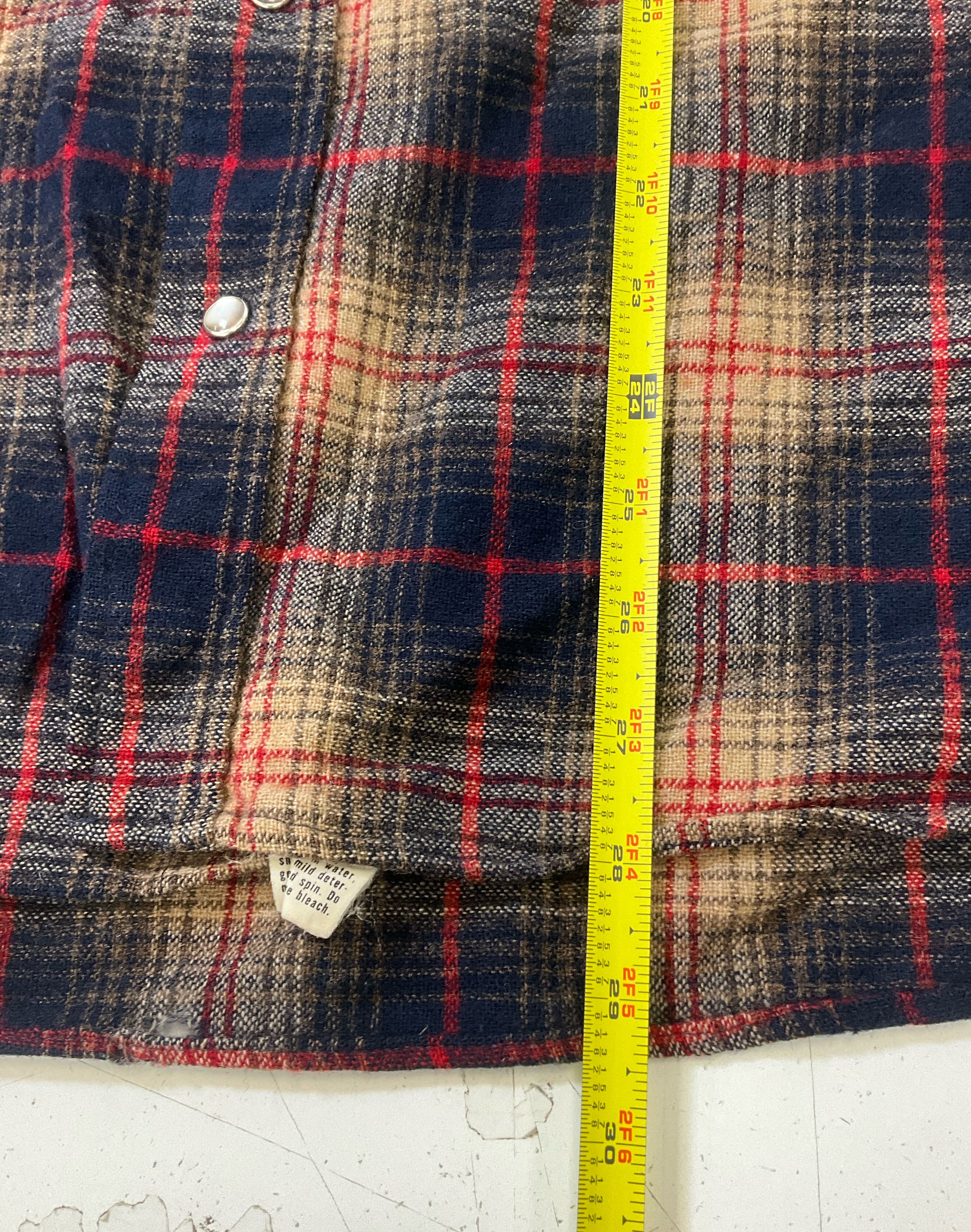 Pendleton Men's Plaid High Grade Western Wear Wool Snap Button Shirt L Vintage