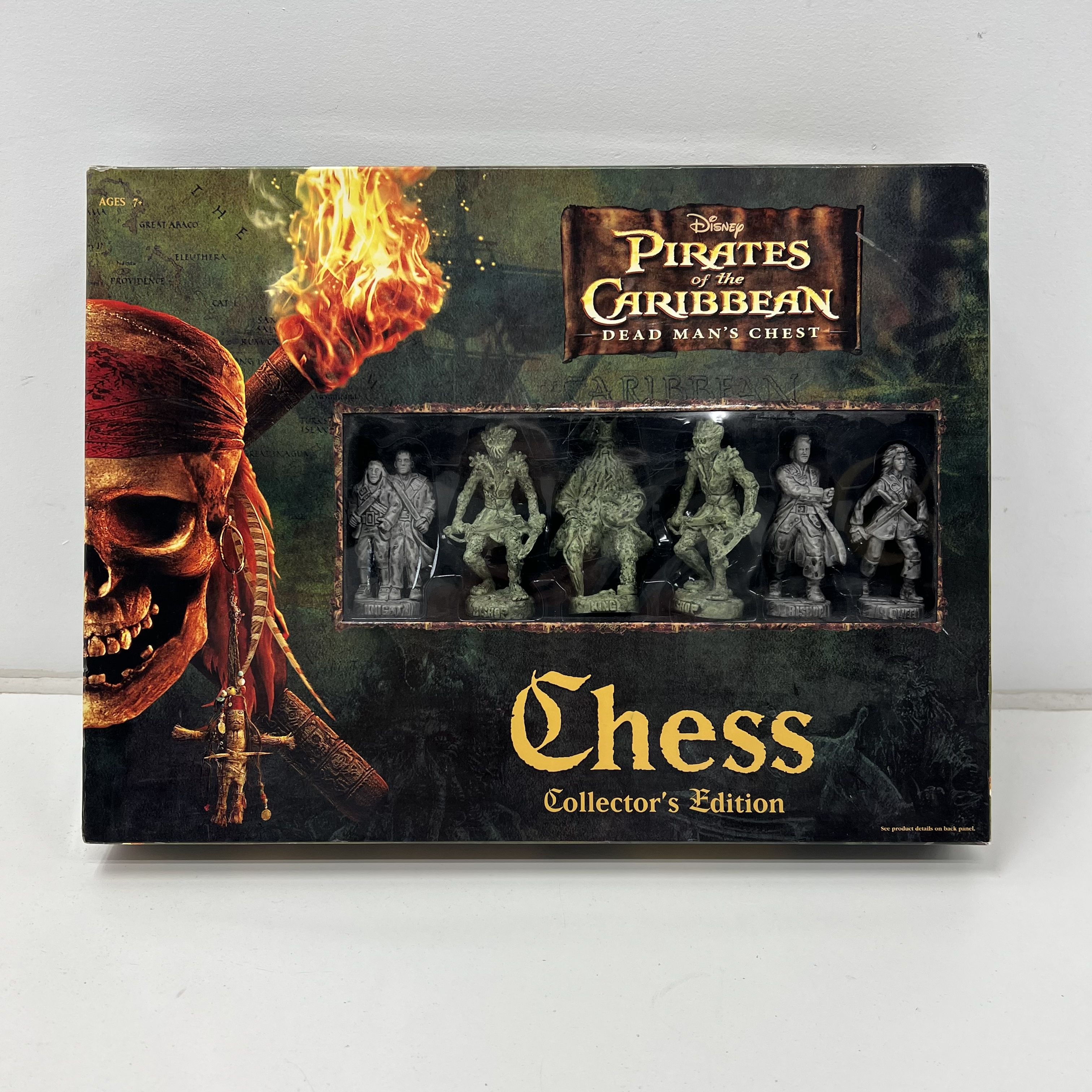 2006 Disney Pirates of the Caribbean Dead Man's Chest Chess Collector's Edition