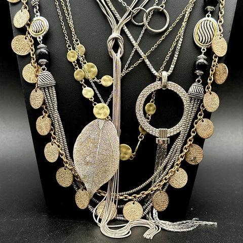 Vintage to Modern Costume Jewelry Lot 25+ Necklaces Silver & Gold Tone
